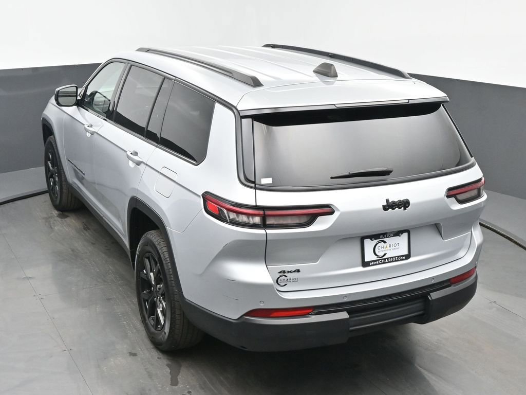 Used 2024 Jeep Grand Cherokee L Laredo image 43