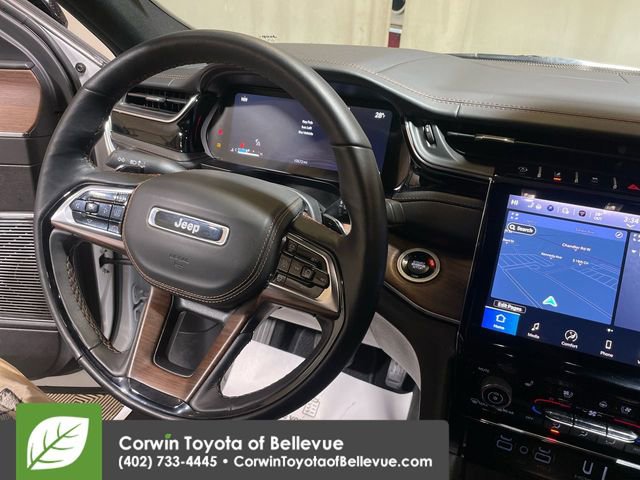 Used 2025 Jeep Grand Cherokee Summit w/ Adv Protech Group IV image 21