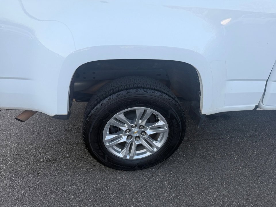 Used 2021 Chevrolet Colorado LT w/ Fleet Safety Package image 23