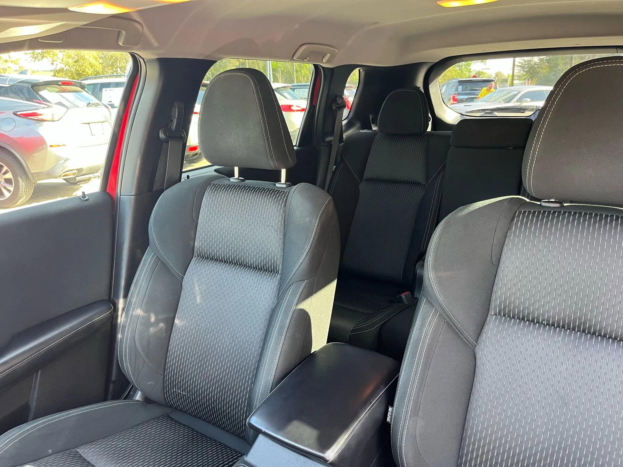 Used 2022 Mitsubishi Outlander ES image 10