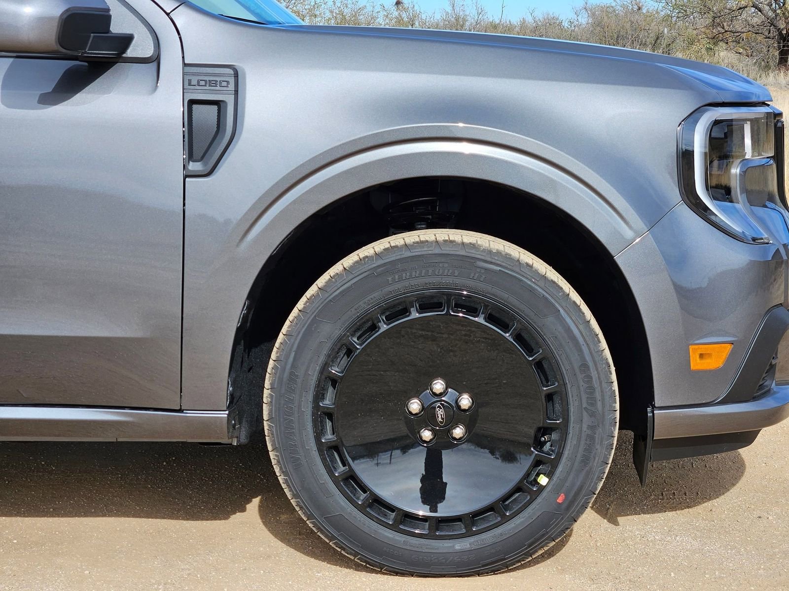 New 2026 Ford Maverick Lobo AWD/4WD image 10