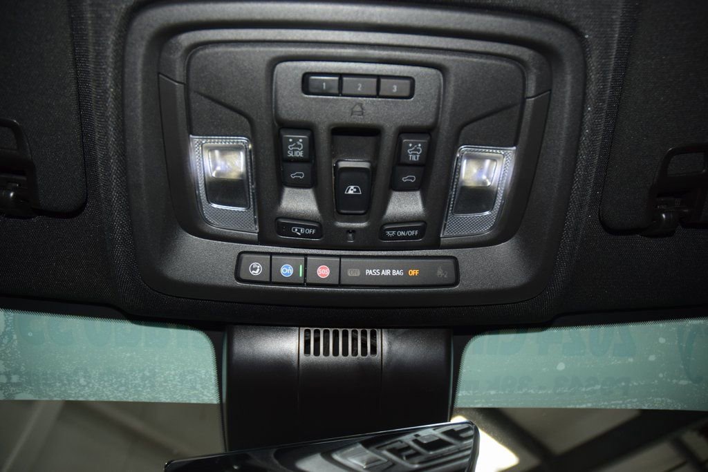 Used 2024 Chevrolet Silverado 3500 High Country w/ Technology Package AWD/4WD image 52