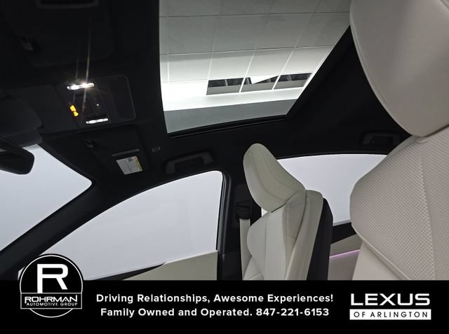 Used 2026 Lexus ES 500e AWD/4WD image 5