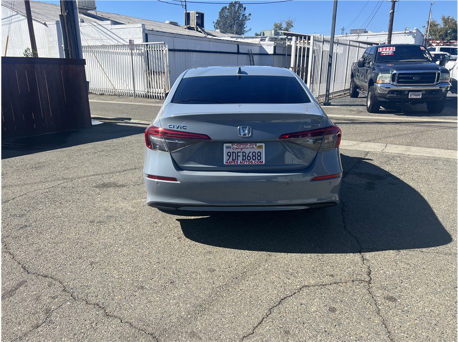 Used 2022 Honda Civic Touring image 6