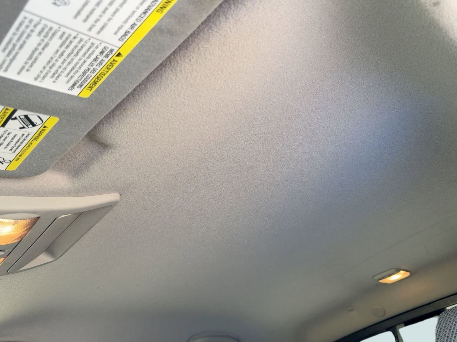 Used 2014 Nissan Frontier SV image 16