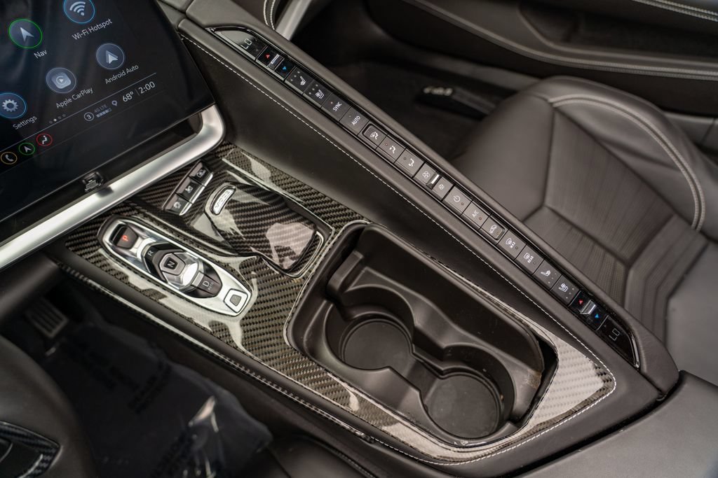 Used 2022 Chevrolet Corvette Stingray Premium Cpe w/ Z51 Performance Package RWD image 27