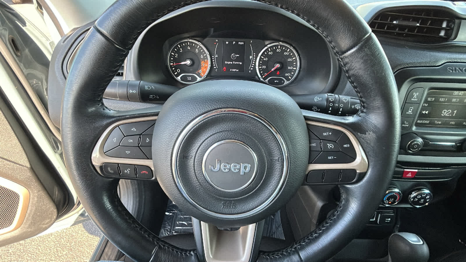 Used 2017 Jeep Renegade Latitude AWD/4WD image 18
