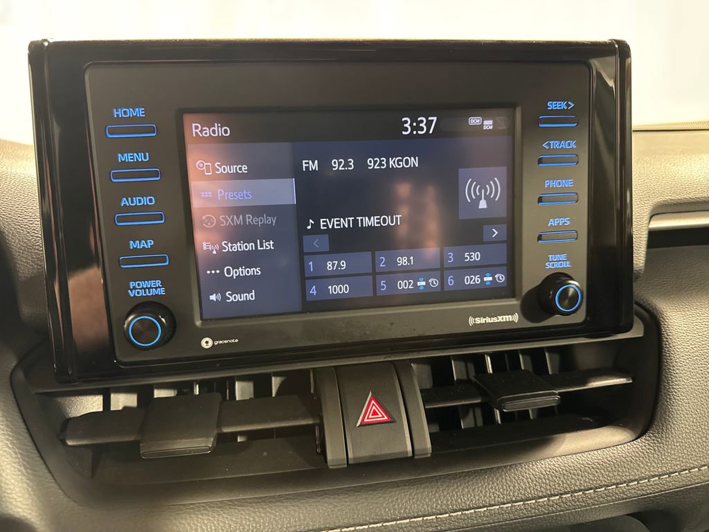 Used 2022 Toyota RAV4 XLE AWD/4WD image 31