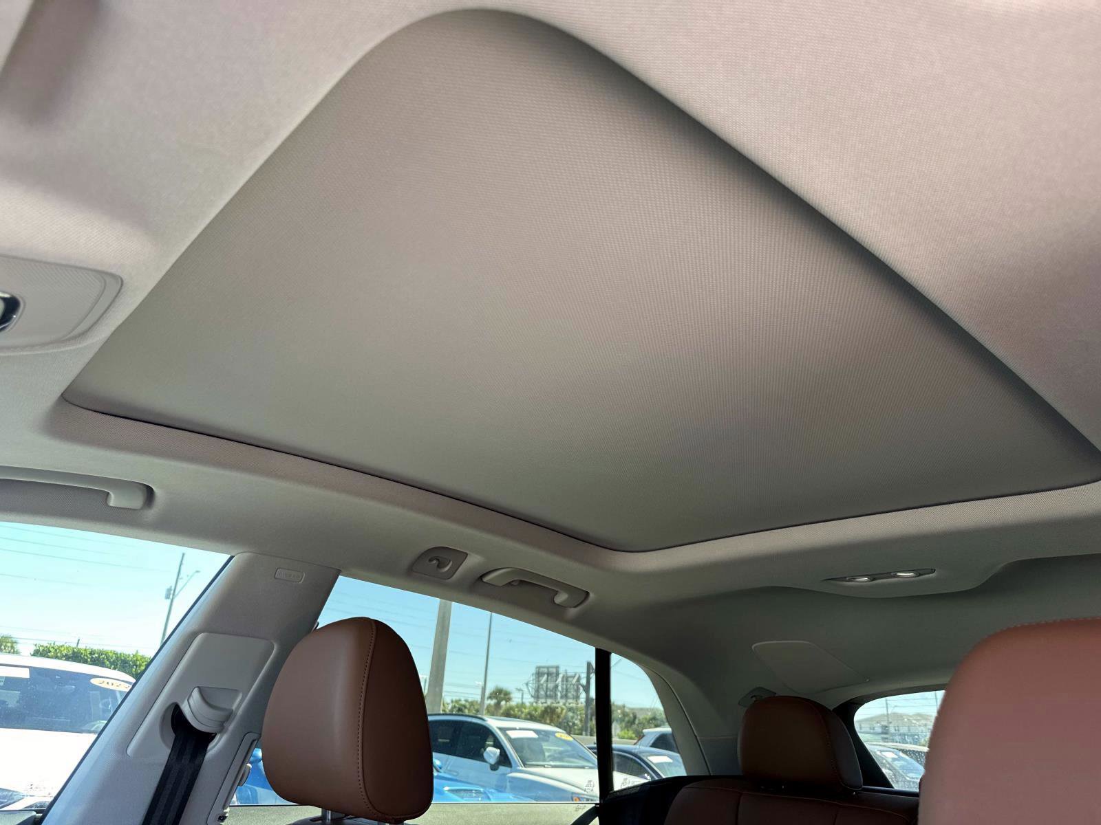 Used 2022 Audi Q8 Premium Plus image 23