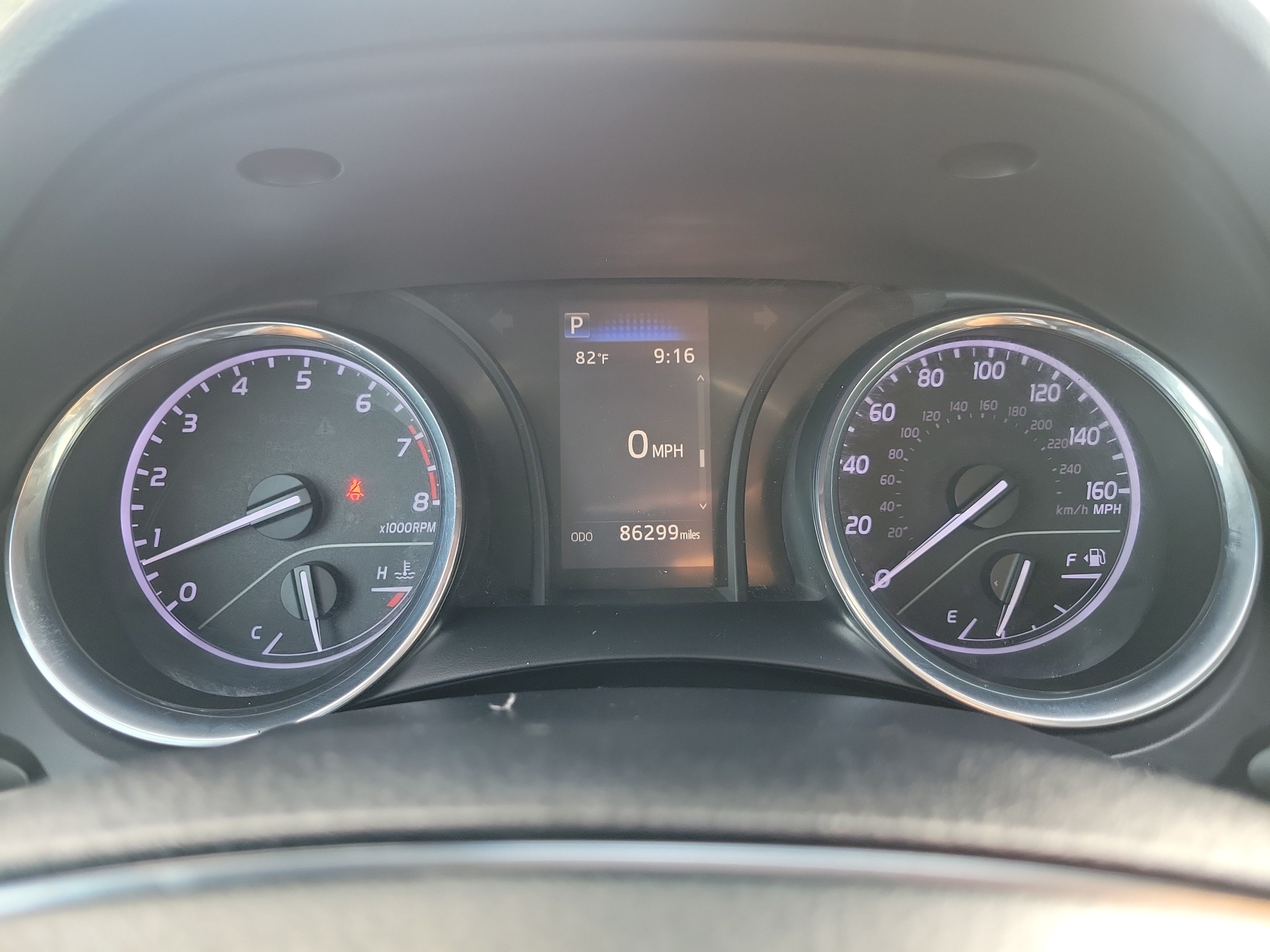 Used 2020 Toyota Camry SE FWD image 31