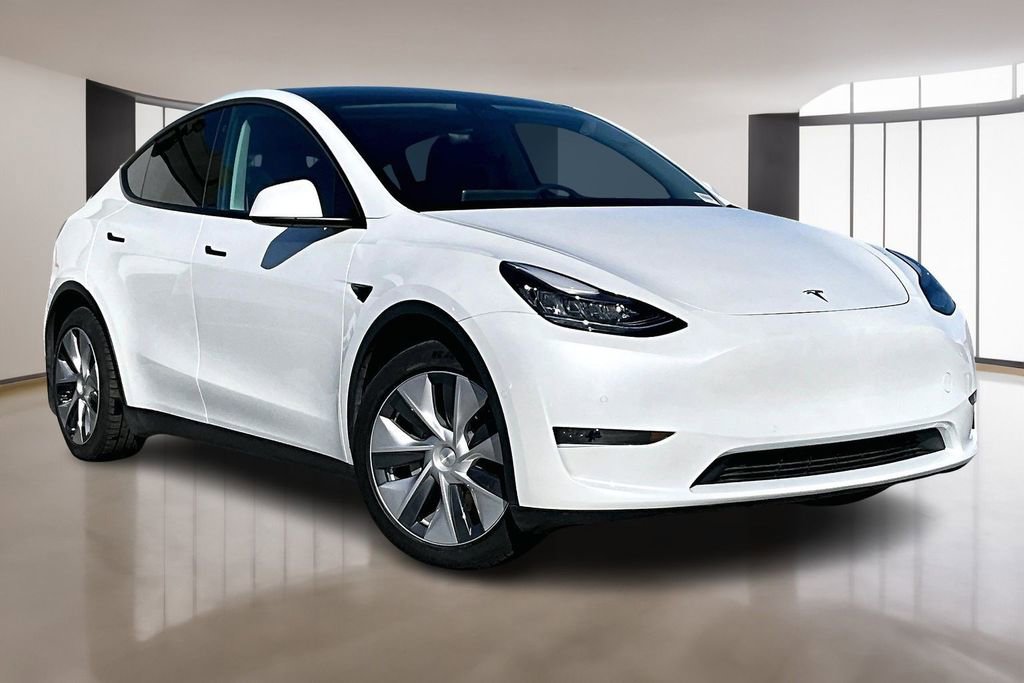 Used 2021 Tesla Model Y Long Range image 3