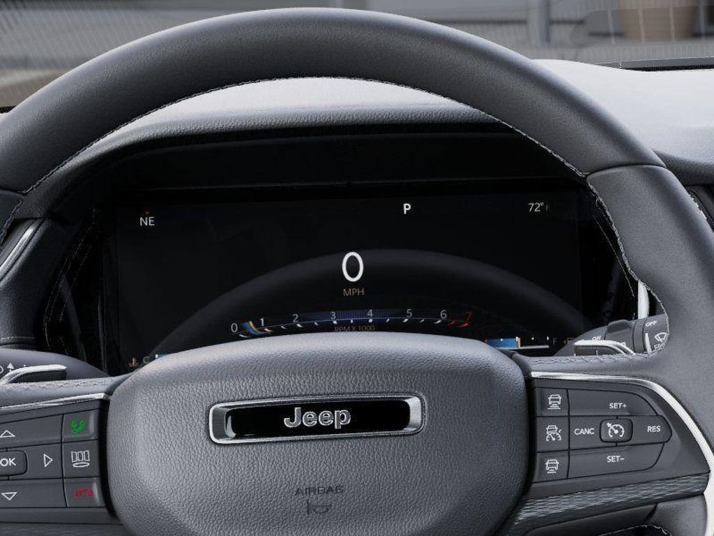 New 2025 Jeep Grand Cherokee Laredo AWD/4WD image 17