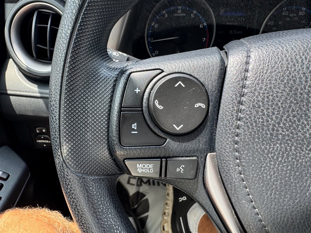 Used 2018 Toyota RAV4 LE w/ All Weather Liner Package AWD/4WD image 13