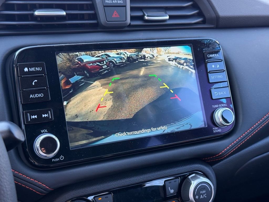 New 2025 Nissan Versa SR w/ Trunk Package FWD image 10