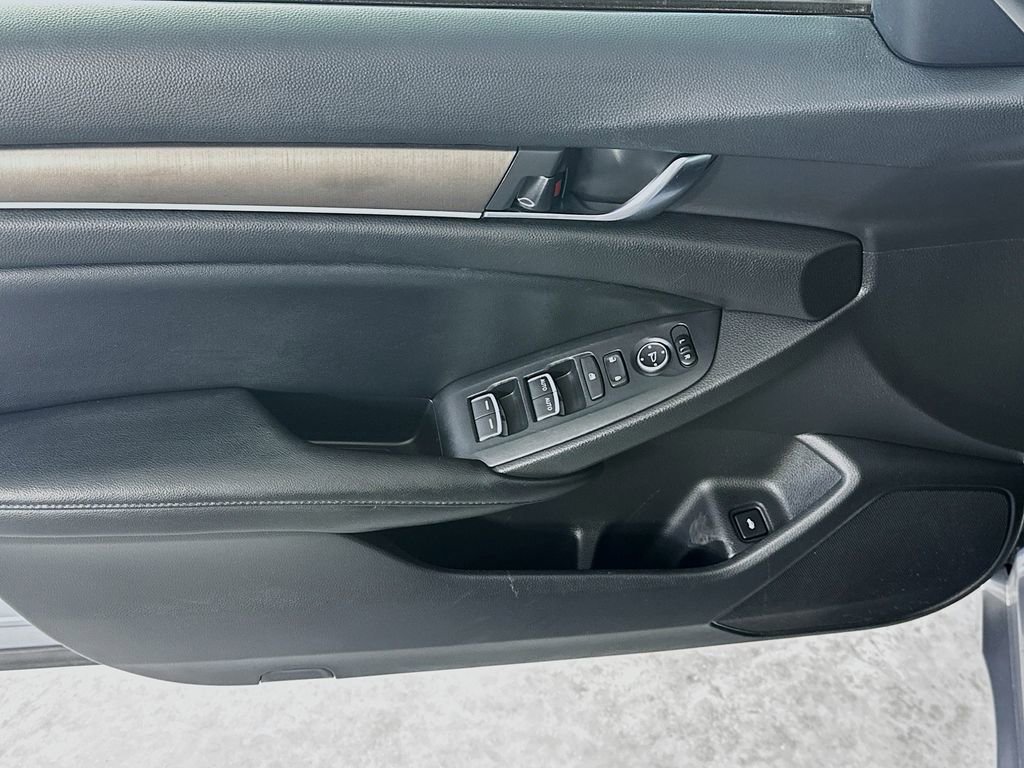 Used 2022 Honda Accord LX image 27