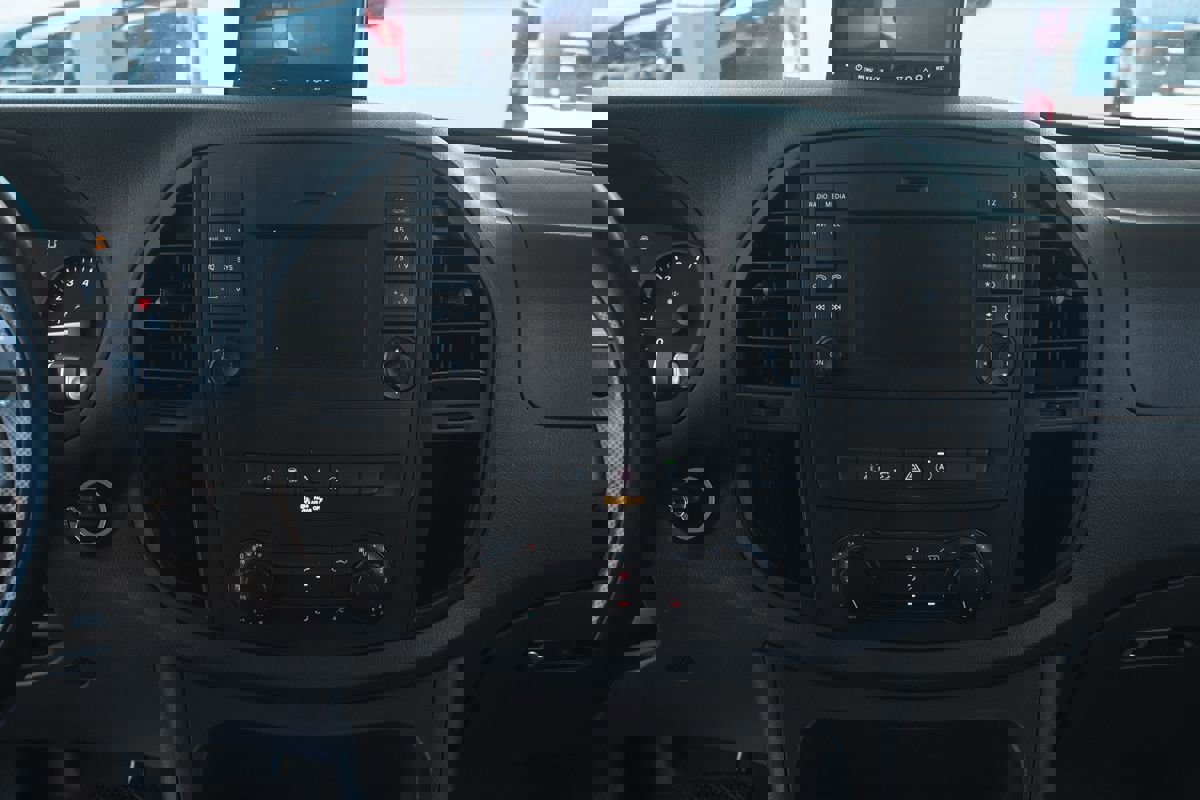 Used 2019 Mercedes-Benz Metris image 21