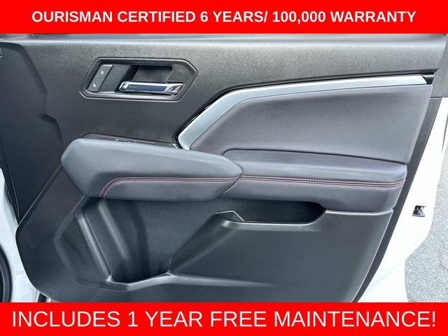Used 2025 Chevrolet Colorado Z71 w/ Technology Package AWD/4WD image 9