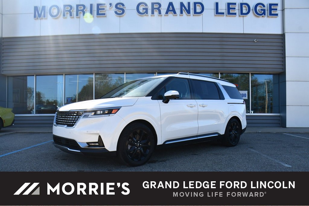 Used 2024 Kia Carnival SX Prestige