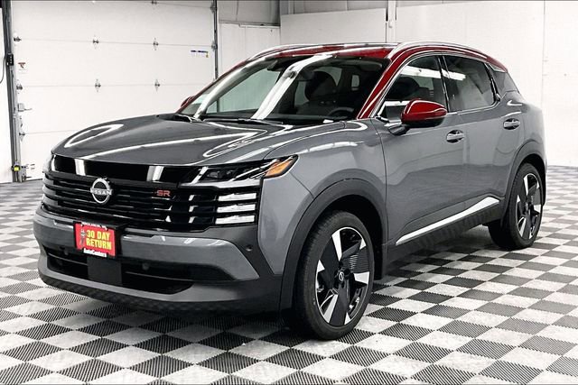 New 2026 Nissan Kicks SR w/ SR Premium Package image 3