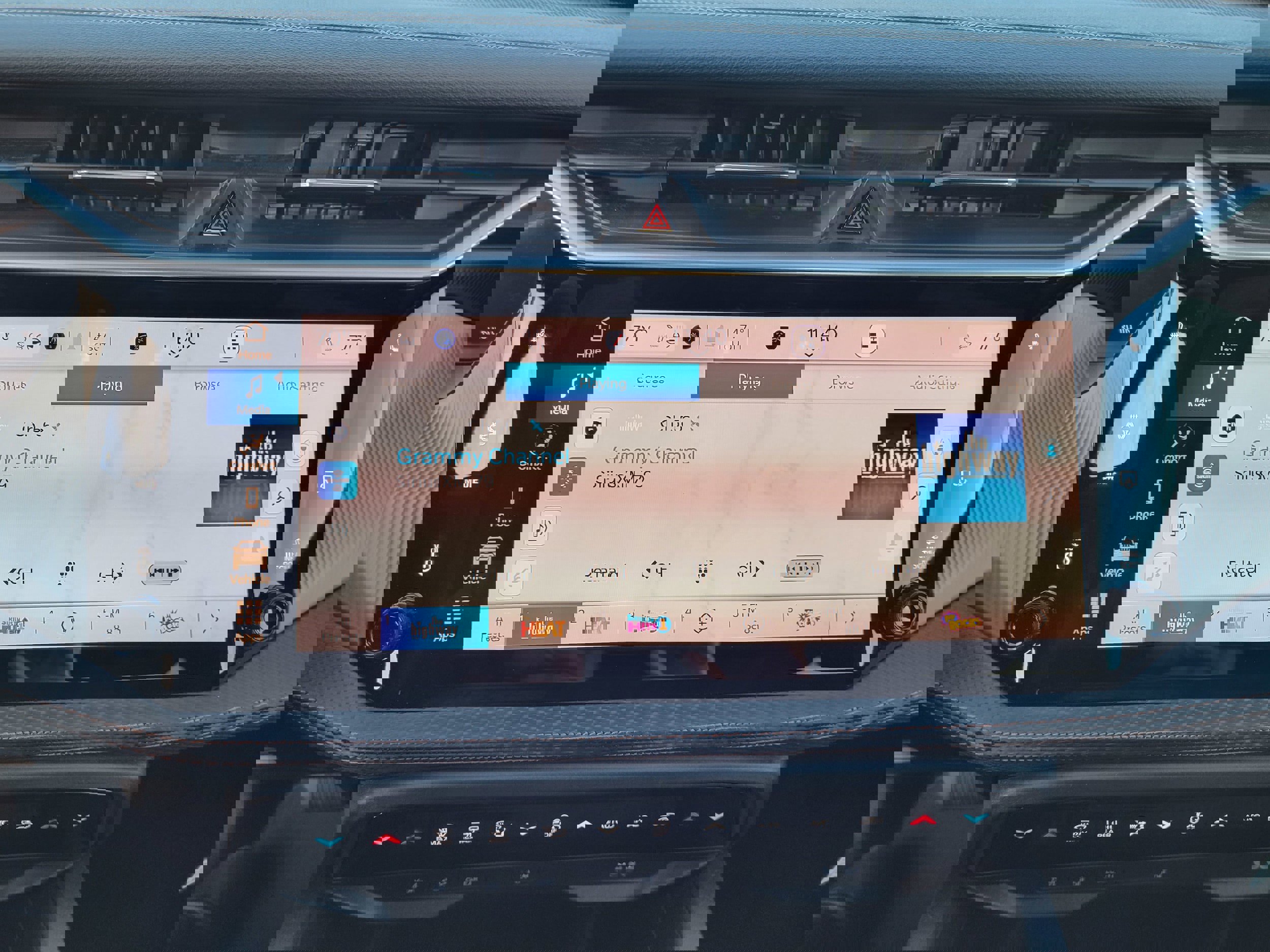 New 2026 Jeep Cherokee Limited image 9