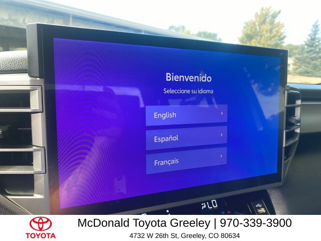 Used 2025 Toyota Tundra Limited AWD/4WD image 18