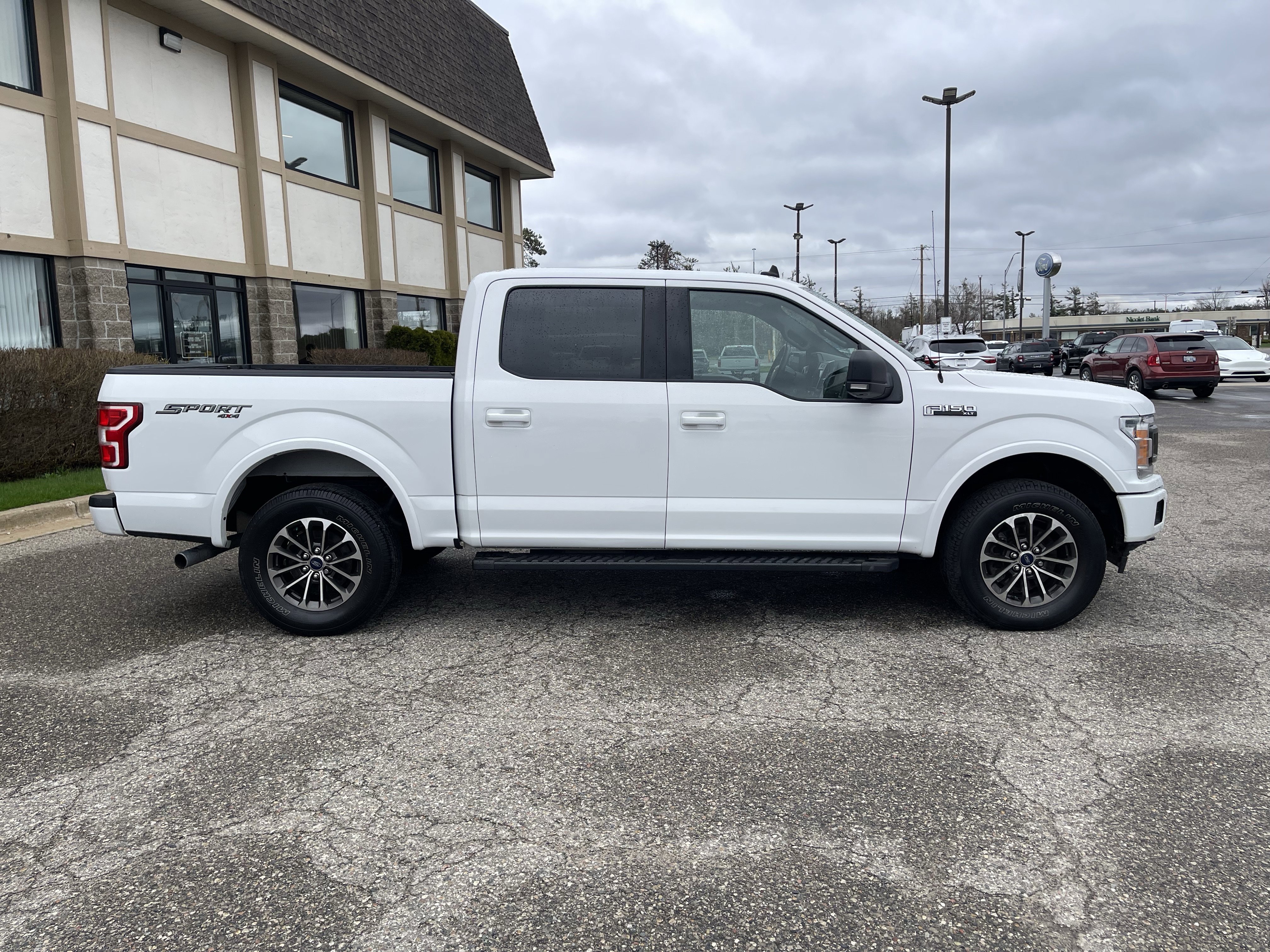 Used 2019 Ford F150 XLT w/ Equipment Group 302A Luxury AWD/4WD image 2