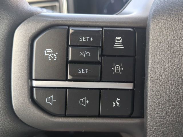 New 2026 Ford F250 Lariat w/ Black Appearance Package image 33