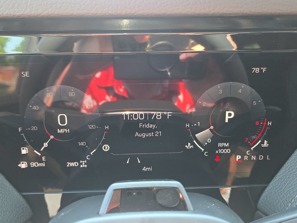 Used 2026 GMC Yukon Denali w/ Advanced Technology Package AWD/4WD image 10
