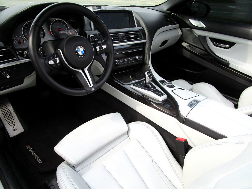 Used 2012 BMW M6 Convertible RWD image 13