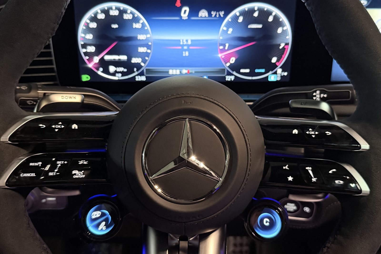 New 2026 Mercedes-Benz GLE 63 AMG S image 23