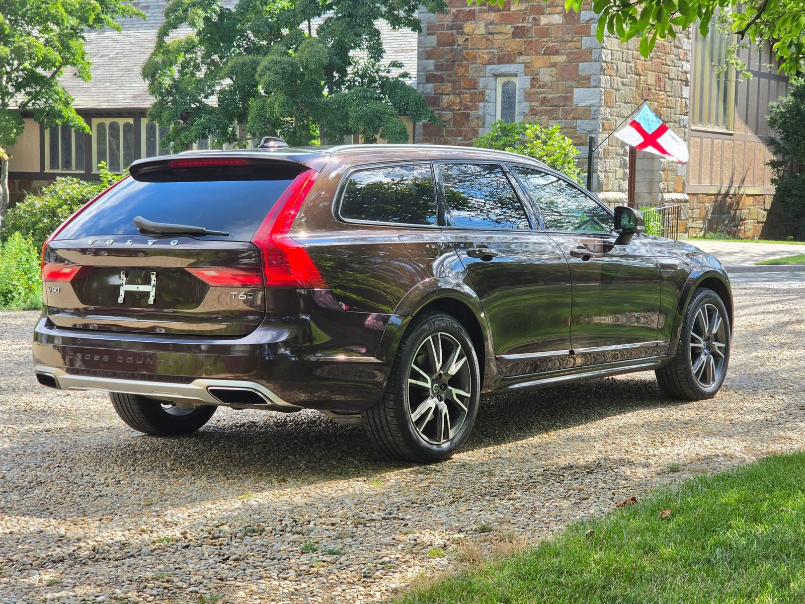 Used 2017 Volvo V90 T6 Cross Country AWD/4WD image 4