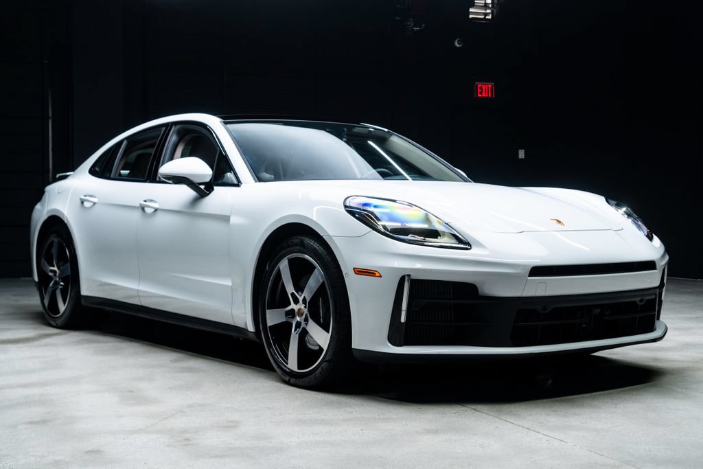 Used 2025 Porsche Panamera w/ Premium Package RWD image 7