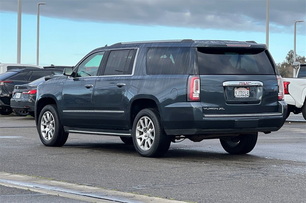 Used 2019 GMC Yukon XL Denali image 7