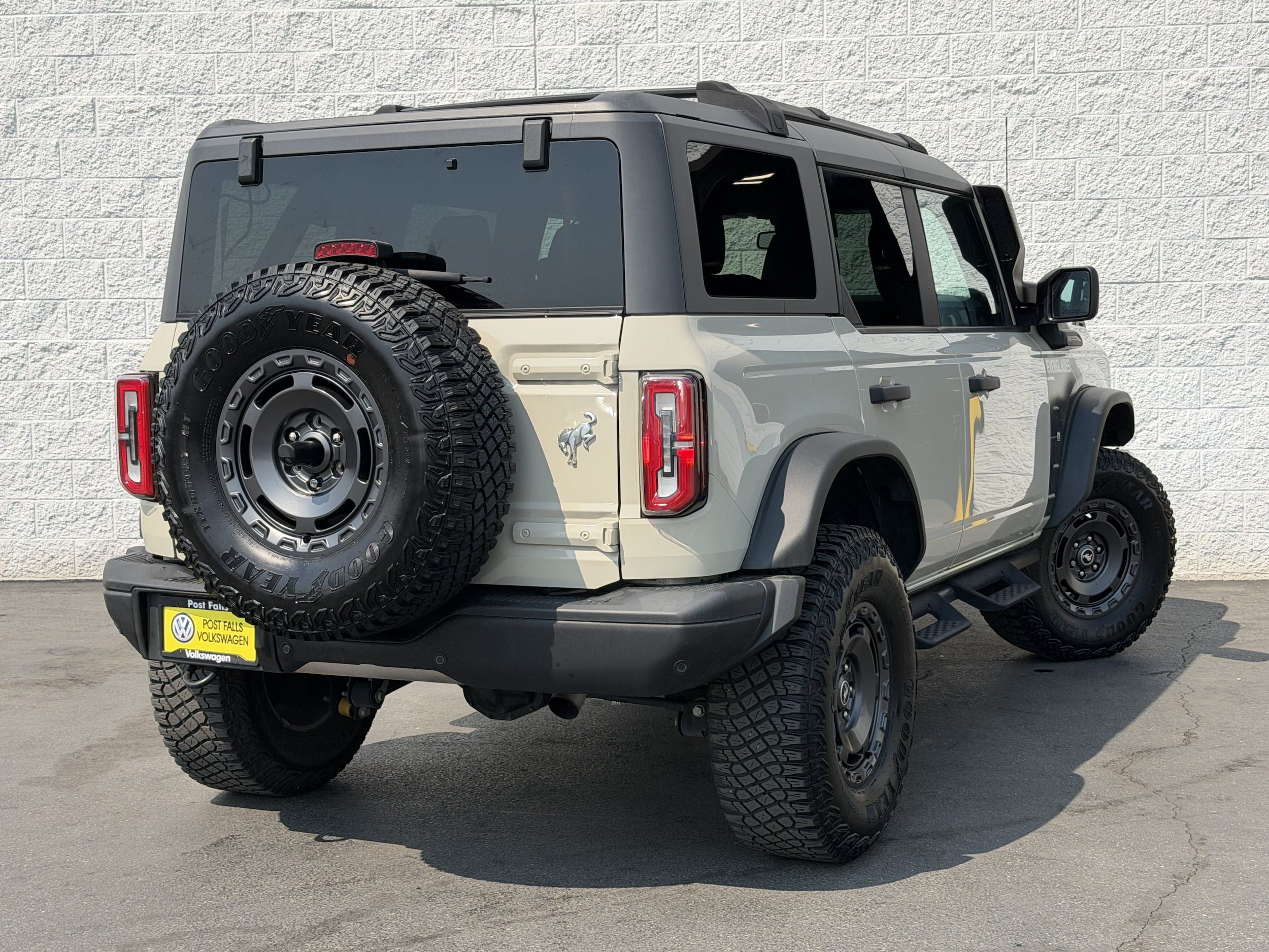 Used 2022 Ford Bronco Everglades AWD/4WD image 8