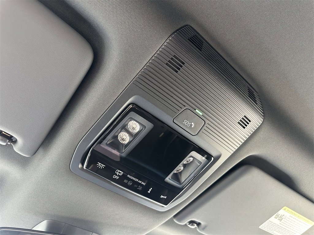 New 2025 Volkswagen ID. Buzz Pro S image 27