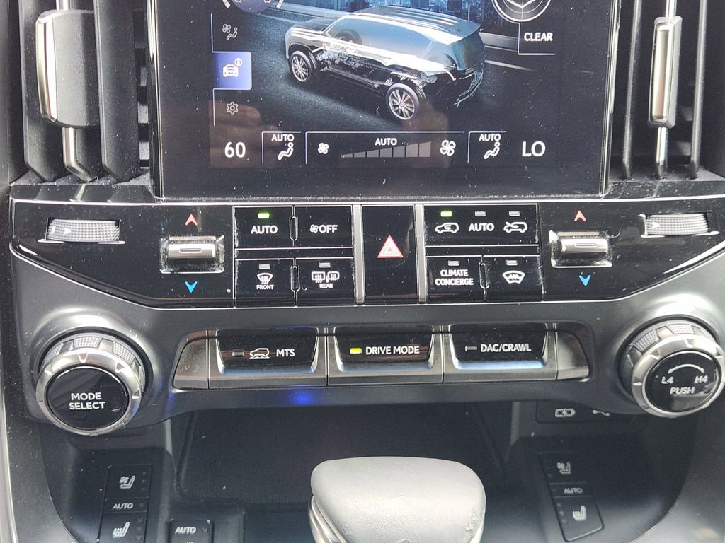 Used 2023 Lexus LX 600 4WD w/ Interior Upgrade Package image 19