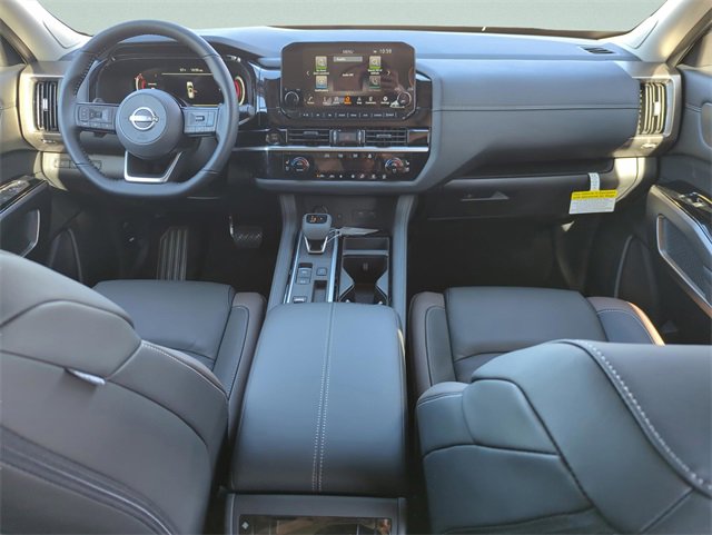 New 2025 Nissan Pathfinder Platinum w/ Lighting Package (N92) image 25