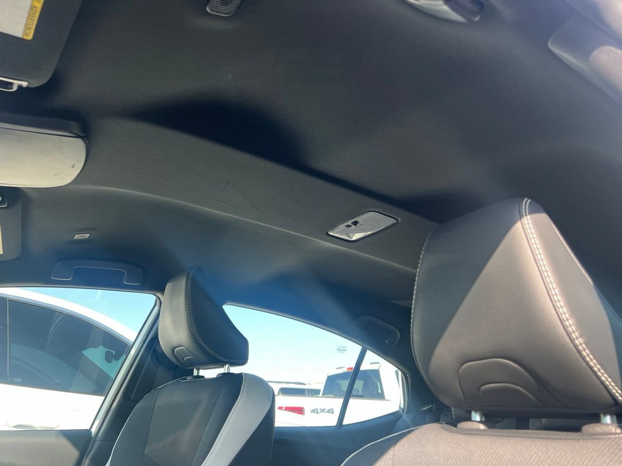 Used 2025 Toyota Camry SE FWD image 9
