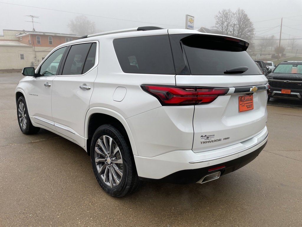 Used 2023 Chevrolet Traverse Premier w/ LPO, Floor Liner Package image 17
