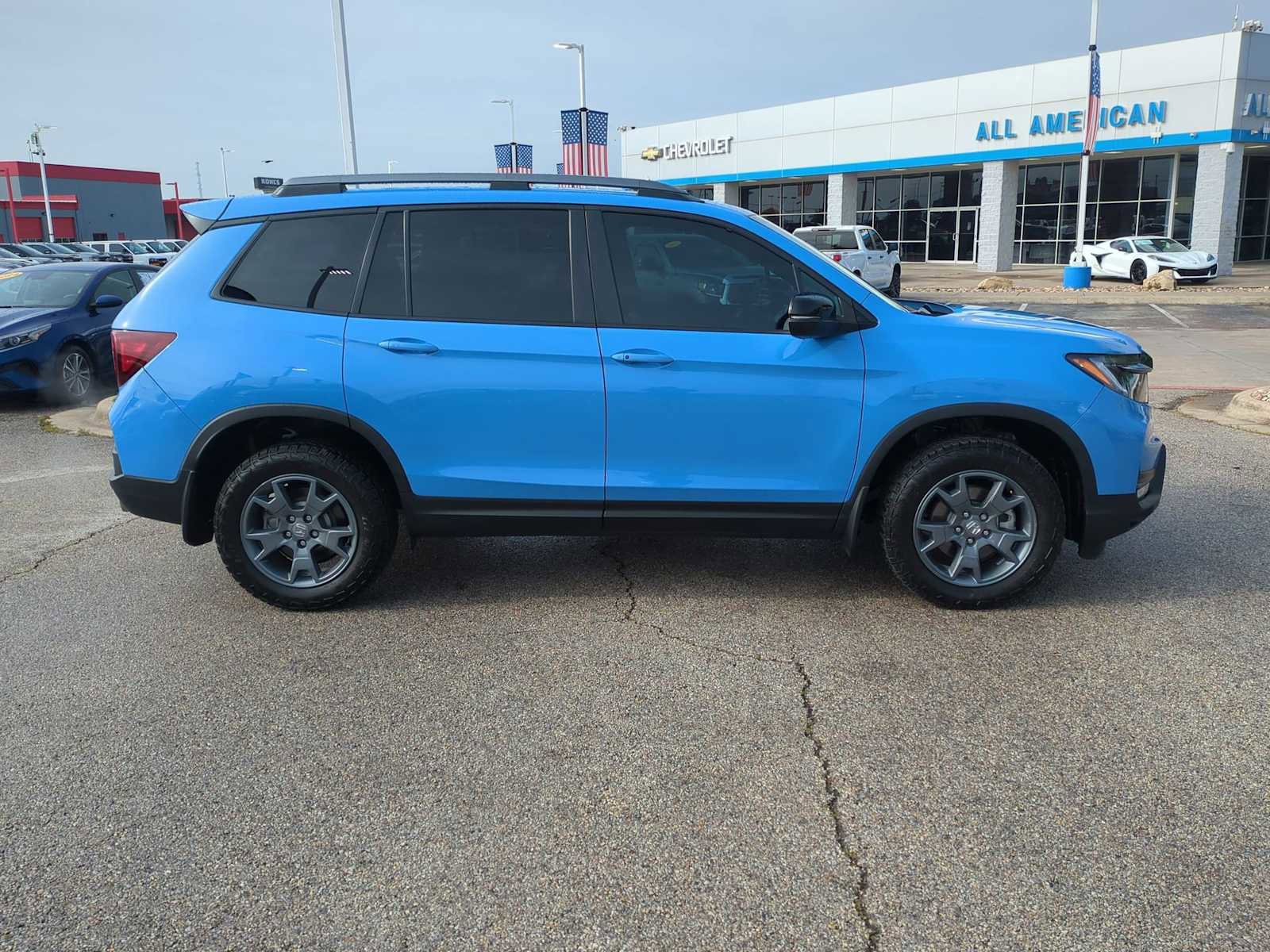 Used 2025 Honda Passport TrailSport image 9