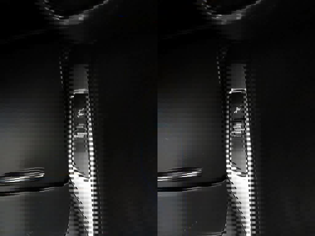 Used 2022 Kia Sorento X-Line EX image 25