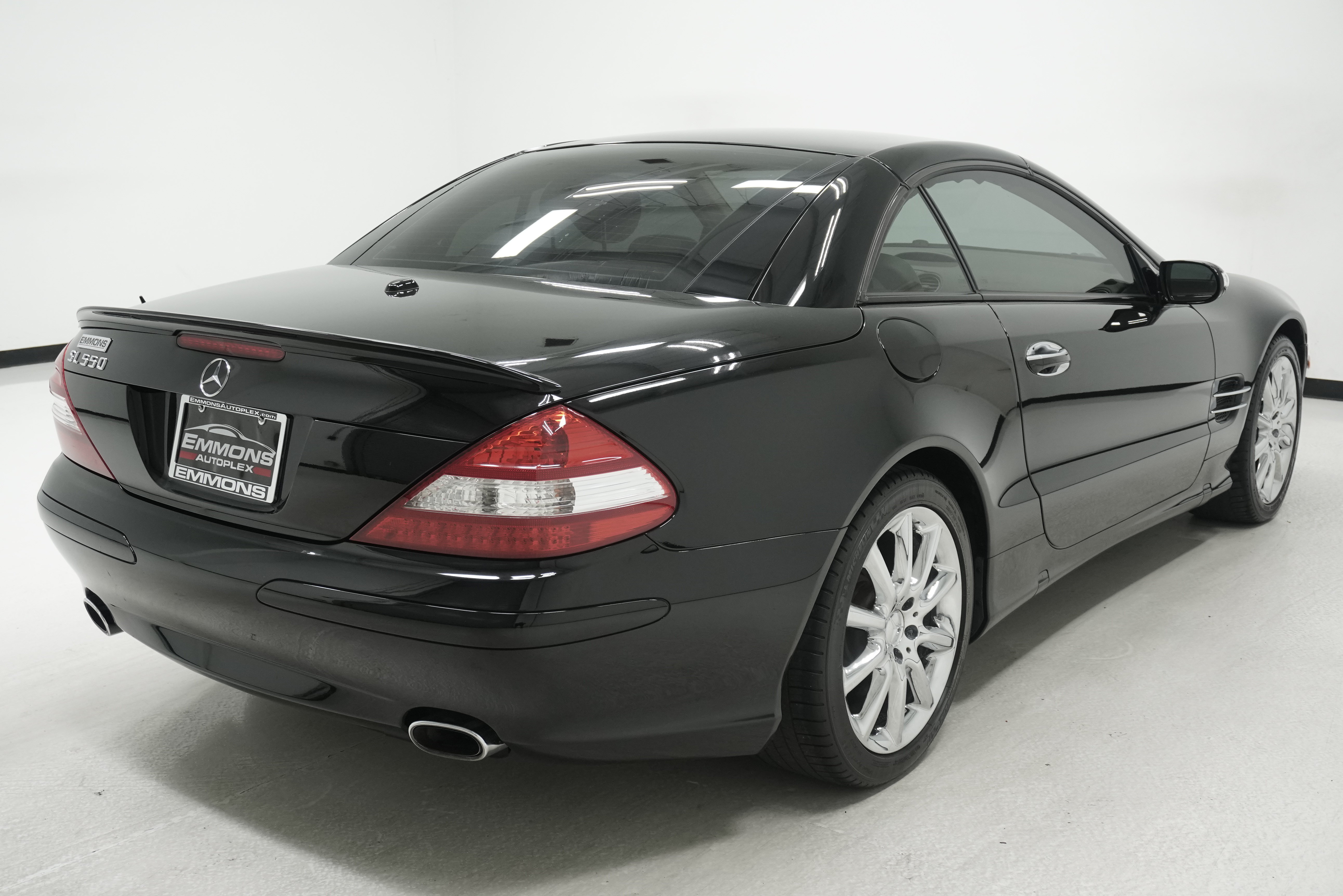 Used 2007 Mercedes-Benz SL 550 image 4