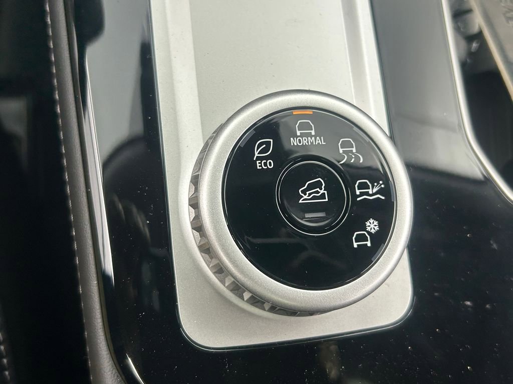 New 2026 Mitsubishi Outlander SE FWD image 23