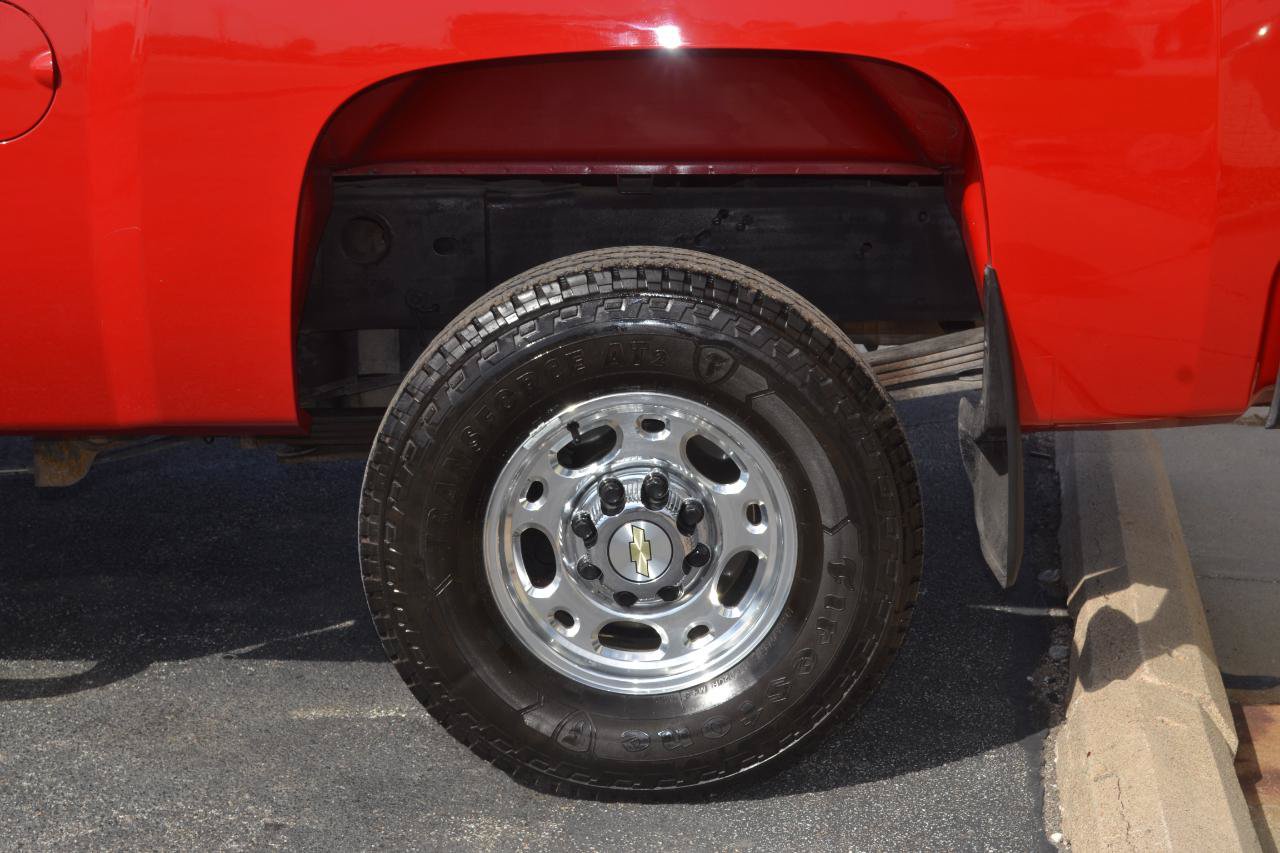 Used 2010 Chevrolet Silverado 2500 W/T AWD/4WD image 47