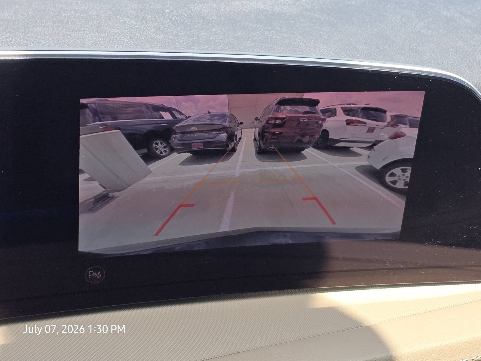Used 2024 Cadillac XT4 Luxury w/ Cold Weather Package FWD image 25