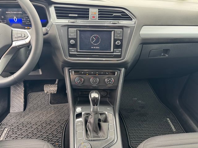 Used 2022 Volkswagen Tiguan S AWD/4WD image 12