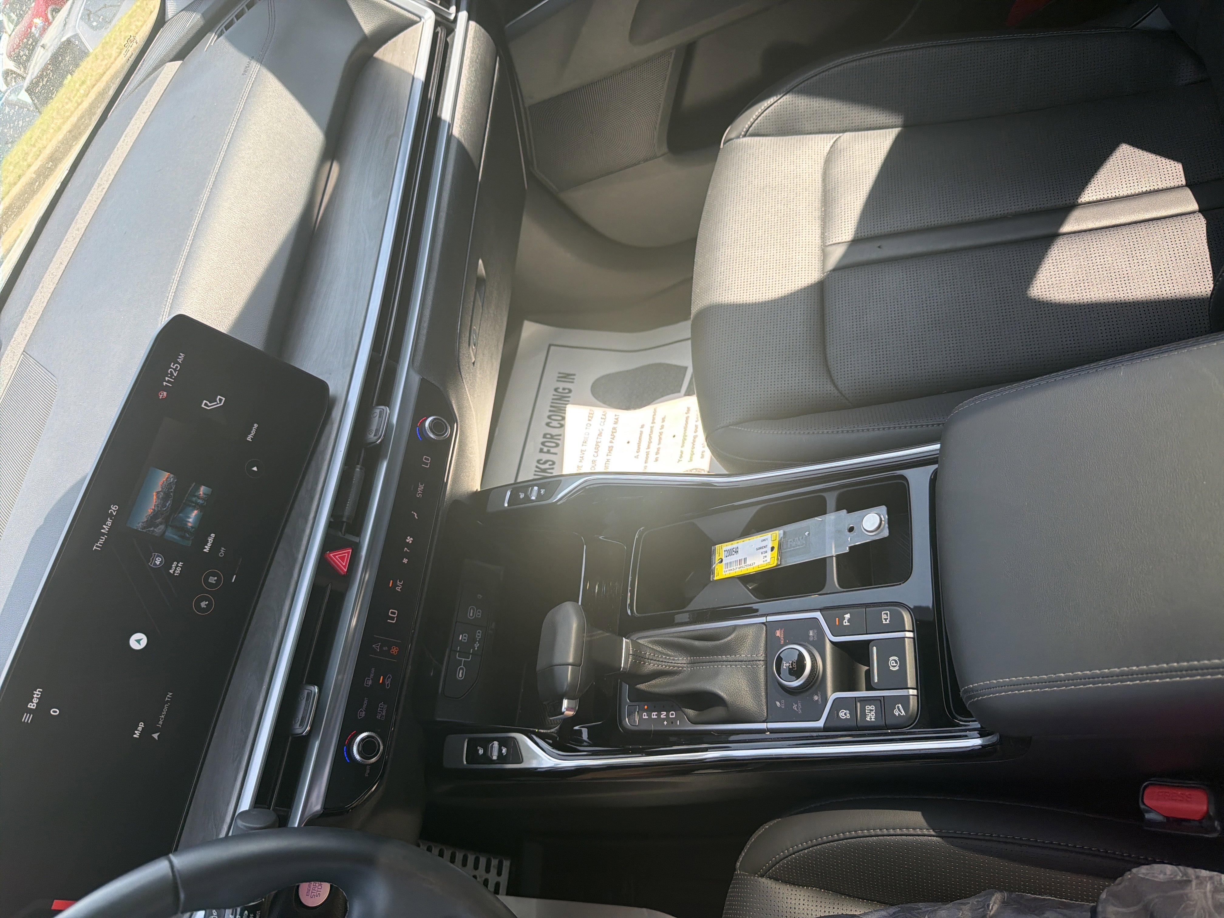 Used 2024 Kia Sorento SX image 12