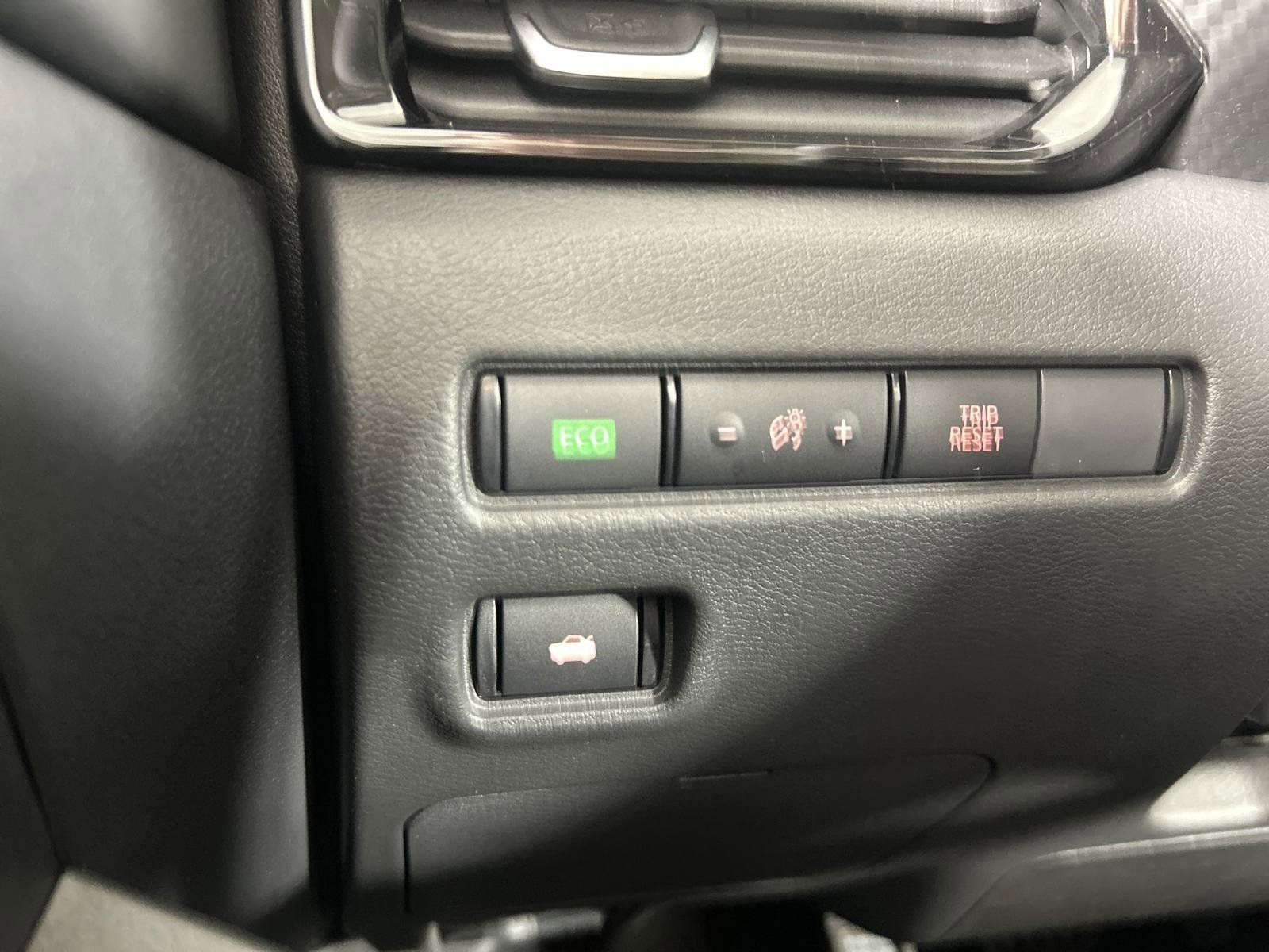 New 2025 Nissan Sentra SV w/ All-Weather Package FWD image 33