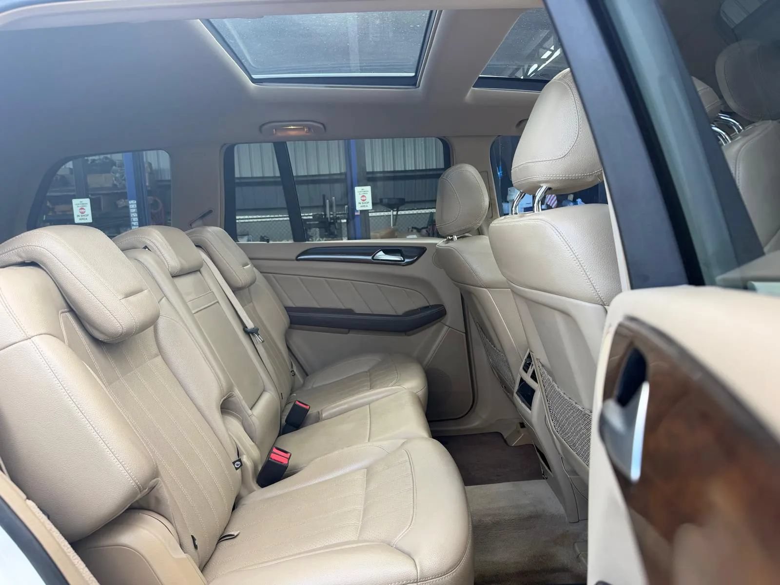 Used 2016 Mercedes-Benz GL 450 4MATIC w/ Premium I Package image 39
