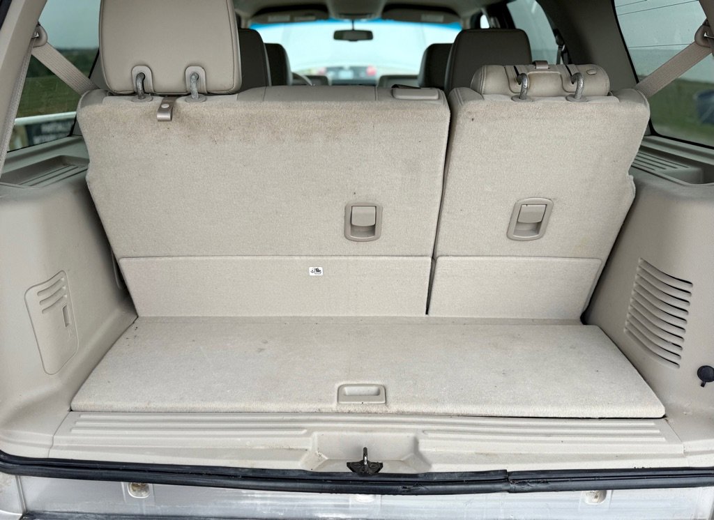 Used 2007 Lincoln Navigator Ultimate image 18